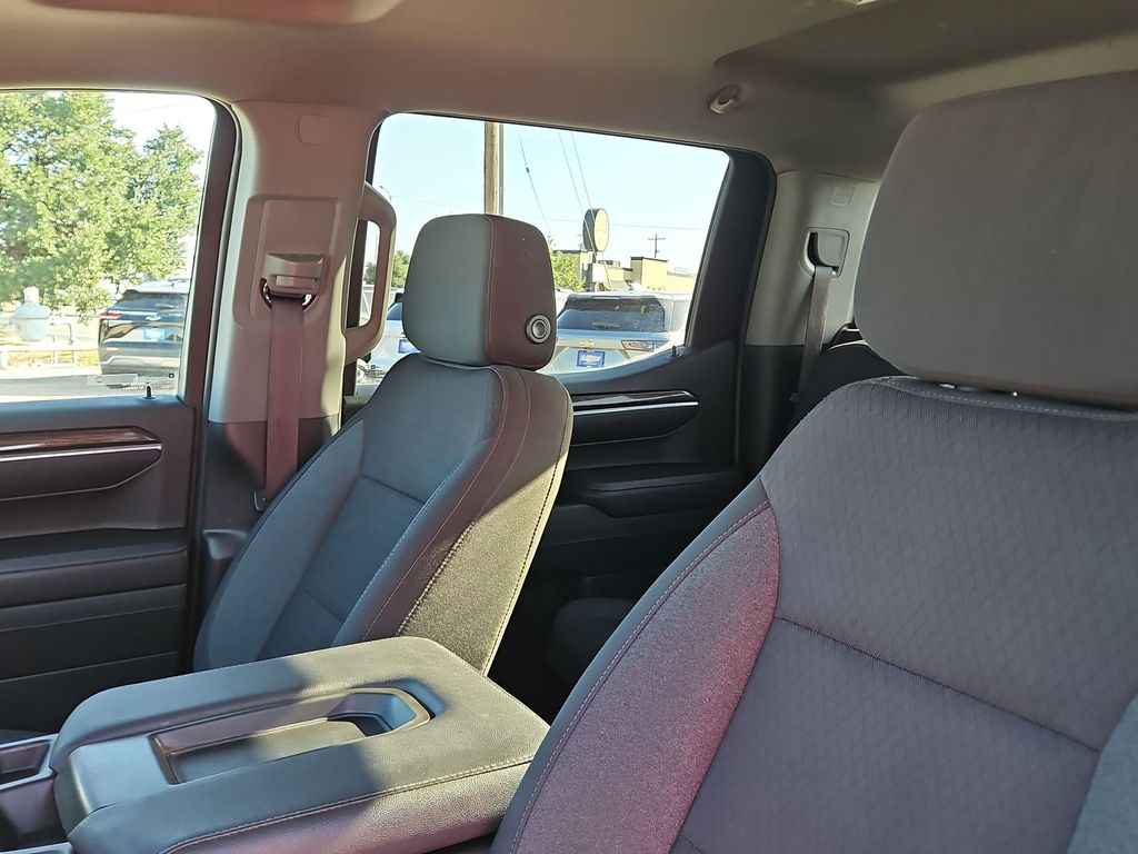 Thumbnail: 2023 Chevrolet Silverado 1500 - 10