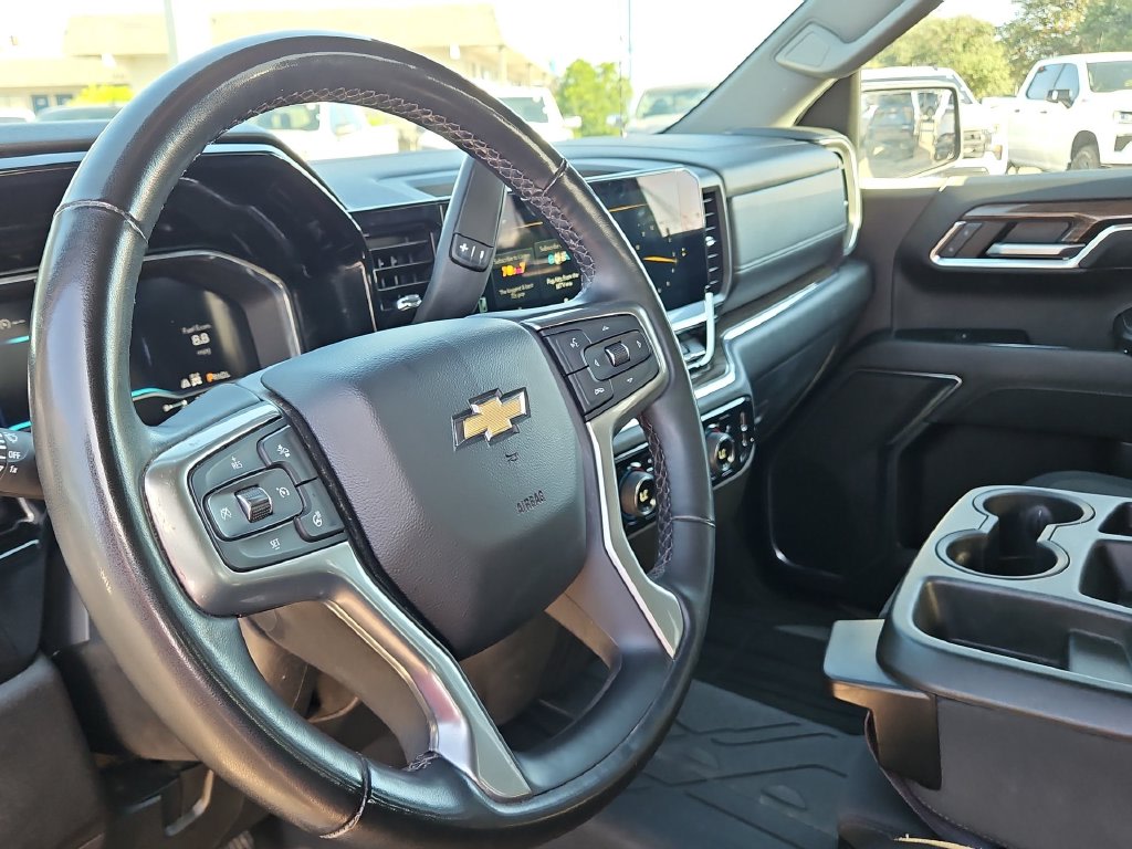 Thumbnail: 2023 Chevrolet Silverado 1500 - 2