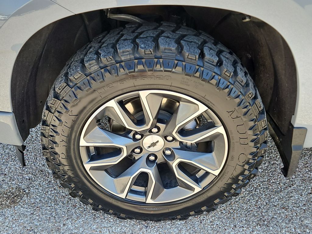 Thumbnail: 2025 Chevrolet Silverado 1500 - 8