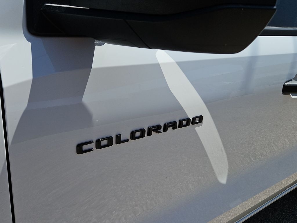 Thumbnail: 2026 Chevrolet Colorado - 6