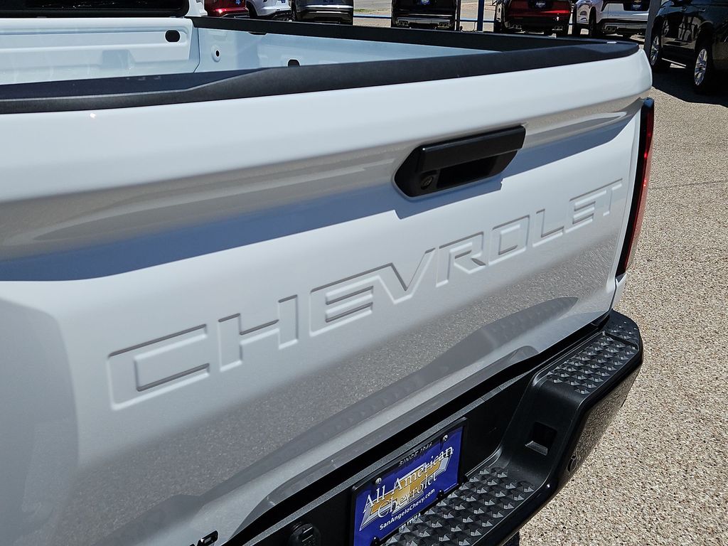 Thumbnail: 2026 Chevrolet Colorado - 7