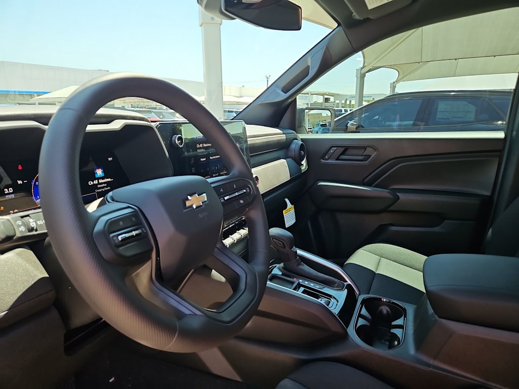 Thumbnail: 2026 Chevrolet Colorado - 2