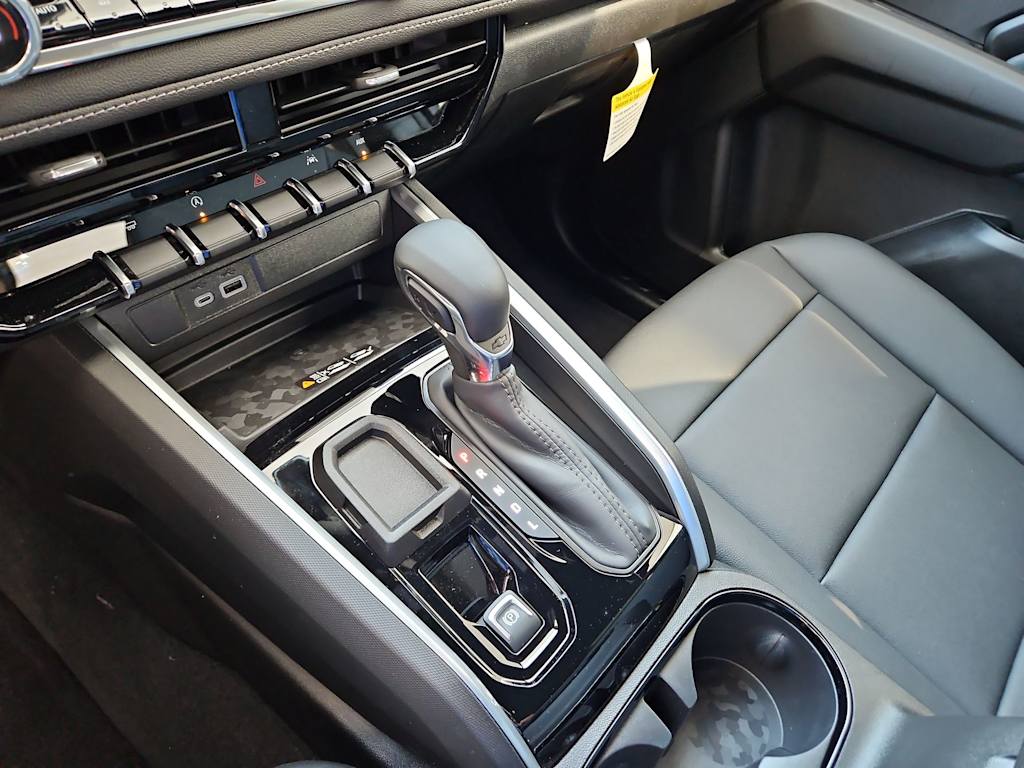 Thumbnail: 2026 Chevrolet Colorado - 14