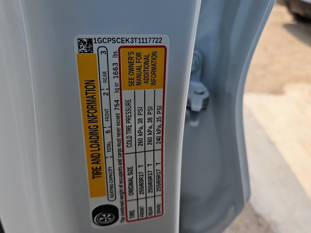 Thumbnail: 2026 Chevrolet Colorado - 16