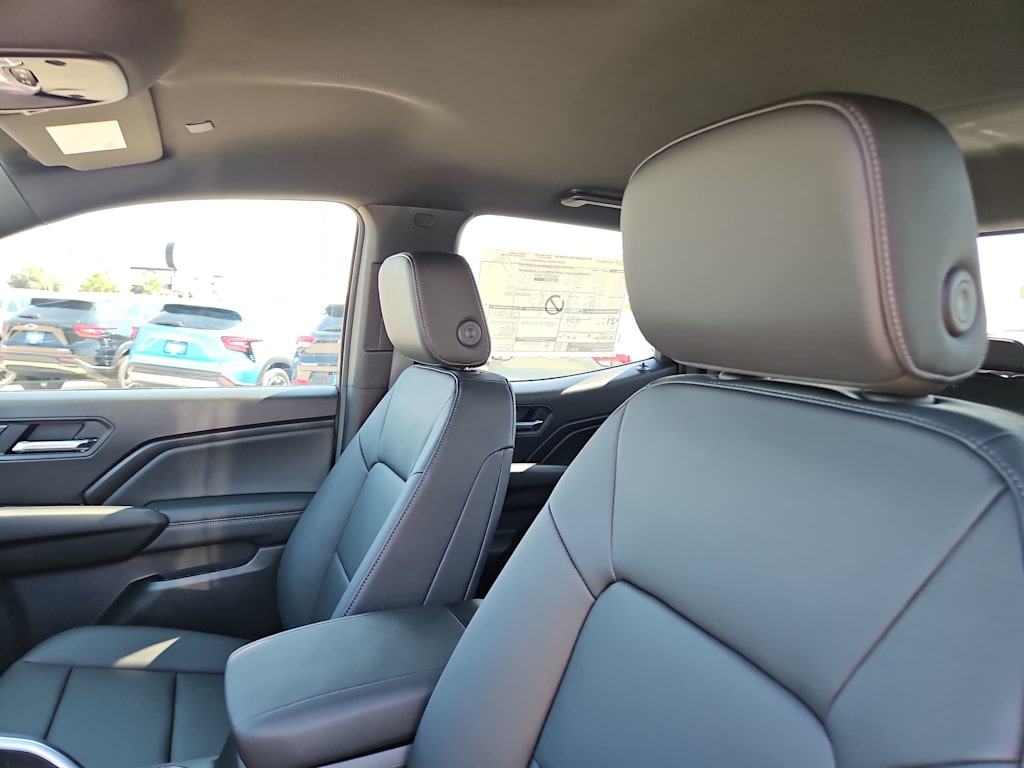 Thumbnail: 2026 Chevrolet Colorado - 19