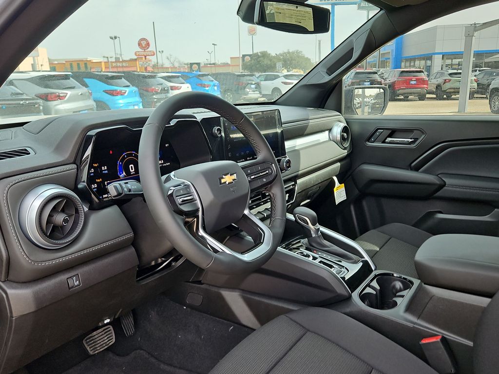 Thumbnail: 2024 Chevrolet Colorado - 2