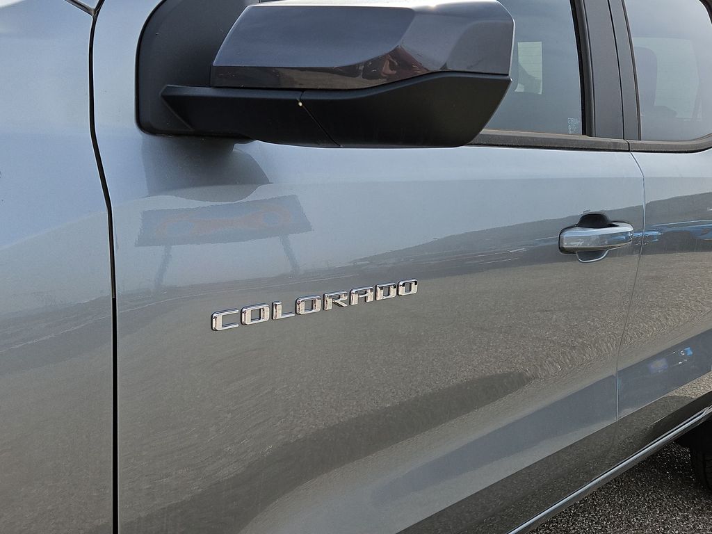 Thumbnail: 2024 Chevrolet Colorado - 7