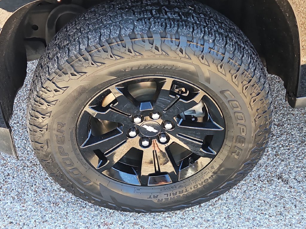 Thumbnail: 2021 Chevrolet Colorado - 8