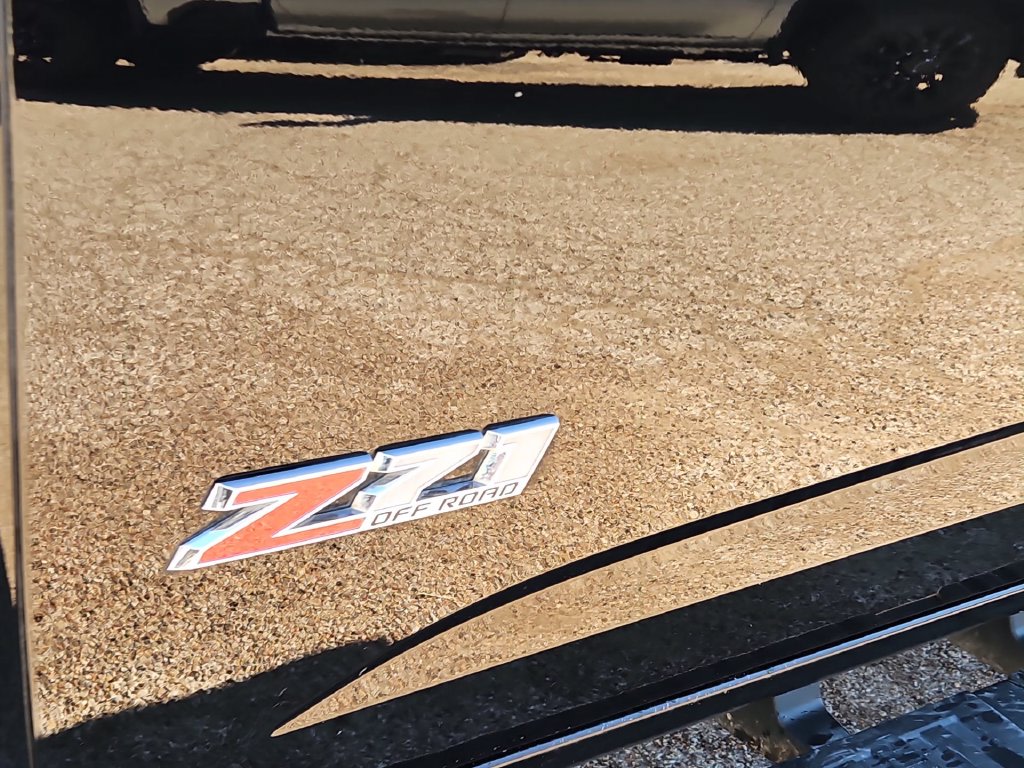 Thumbnail: 2021 Chevrolet Colorado - 7