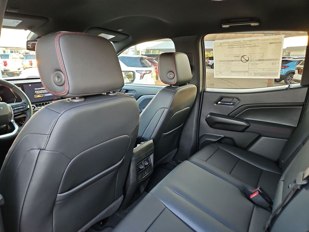 2026 Chevrolet Colorado Z71 - Photo 12