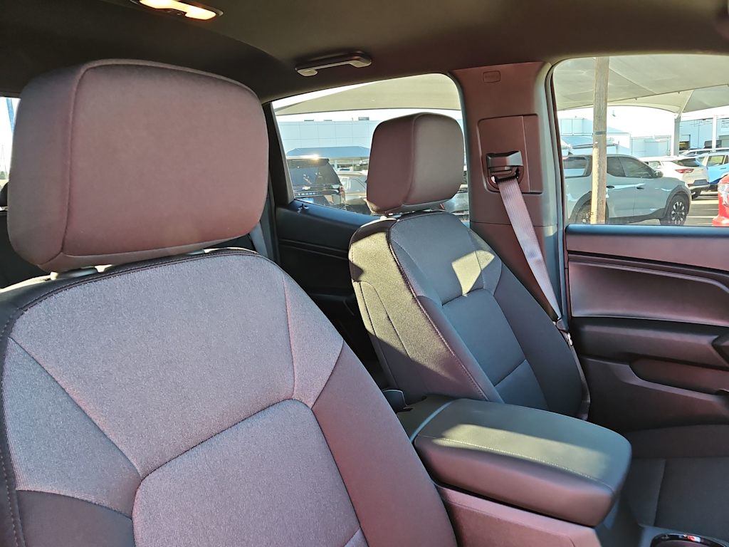 Thumbnail: 2026 Chevrolet Colorado - 10