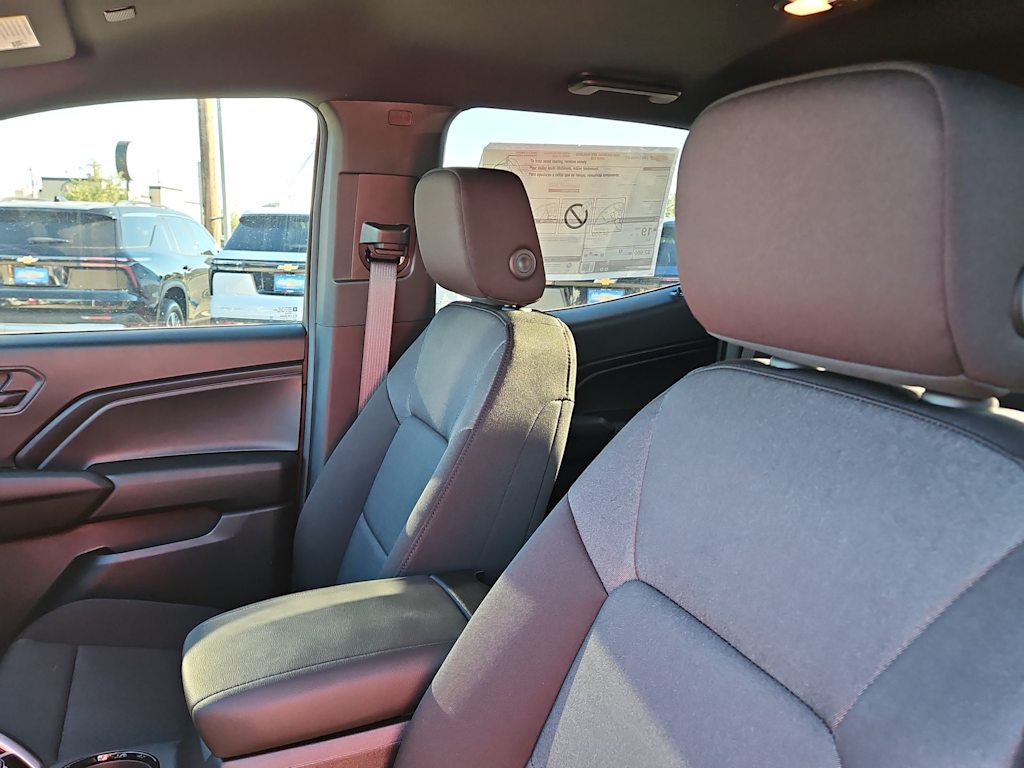 Thumbnail: 2026 Chevrolet Colorado - 11