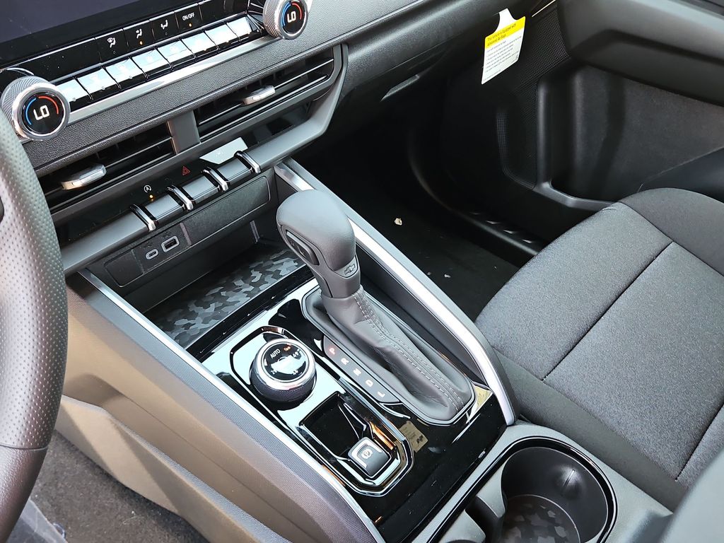 2026 Chevrolet Colorado Trail Boss - Photo 14