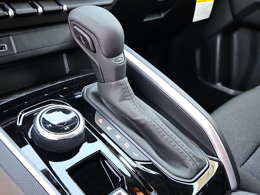 2026 Chevrolet Colorado Trail Boss - Photo 24