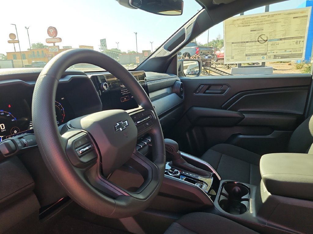 Thumbnail: 2026 Chevrolet Colorado - 2