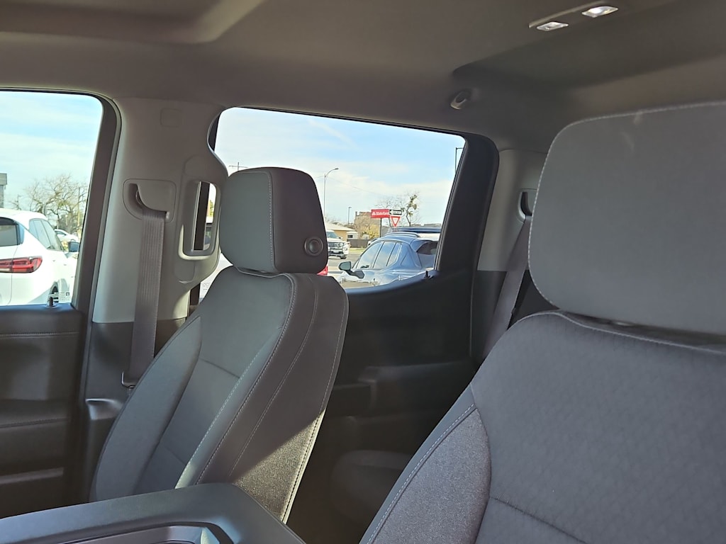 Thumbnail: 2022 Chevrolet Silverado 1500 - 8