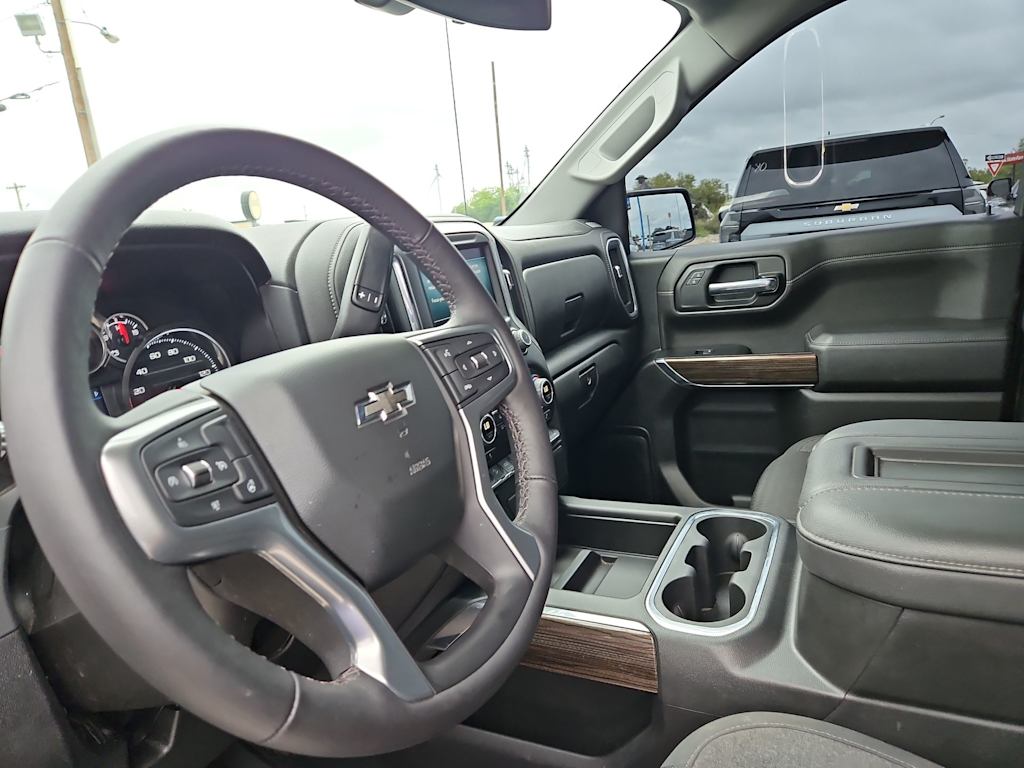 Thumbnail: 2022 Chevrolet Silverado 1500 - 2