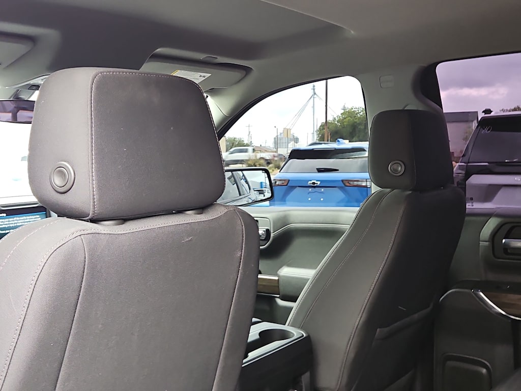 Thumbnail: 2022 Chevrolet Silverado 1500 - 11