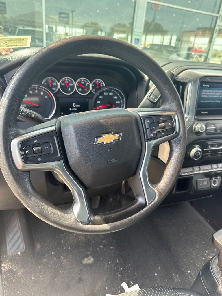 Thumbnail: 2020 Chevrolet Silverado 1500 - 2