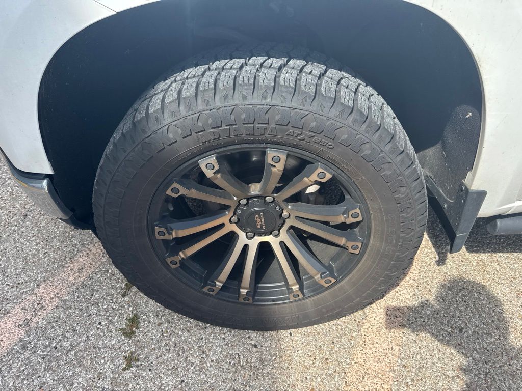 Thumbnail: 2020 Chevrolet Silverado 1500 - 8