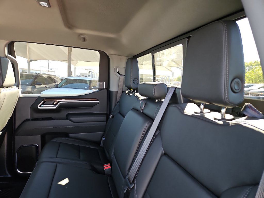Thumbnail: 2024 Chevrolet Silverado 1500 - 26