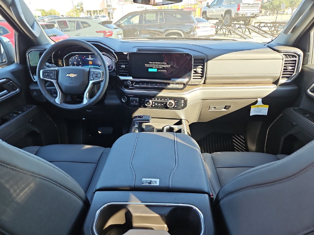 Thumbnail: 2024 Chevrolet Silverado 1500 - 8