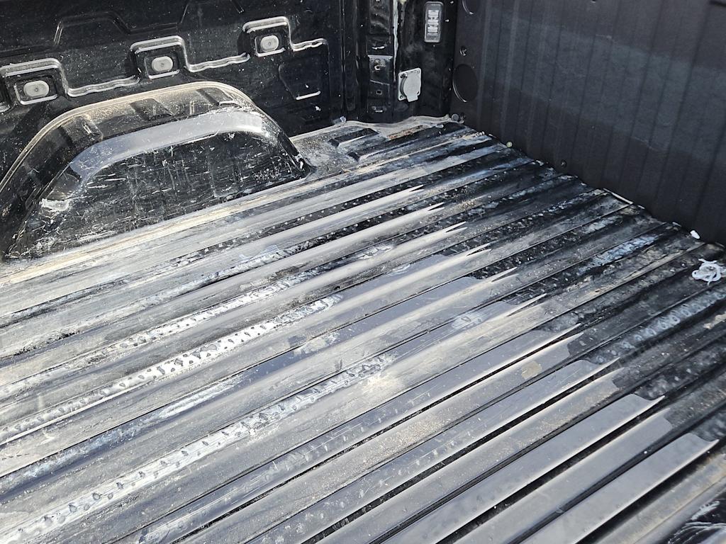 Thumbnail: 2024 Chevrolet Silverado 1500 - 16