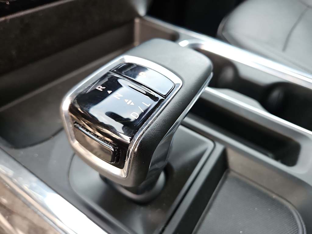 Thumbnail: 2024 Chevrolet Silverado 1500 - 17