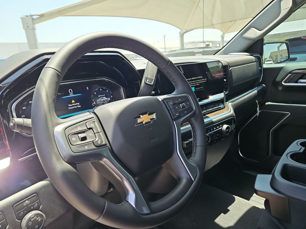 Thumbnail: 2026 Chevrolet Silverado 1500 - 2