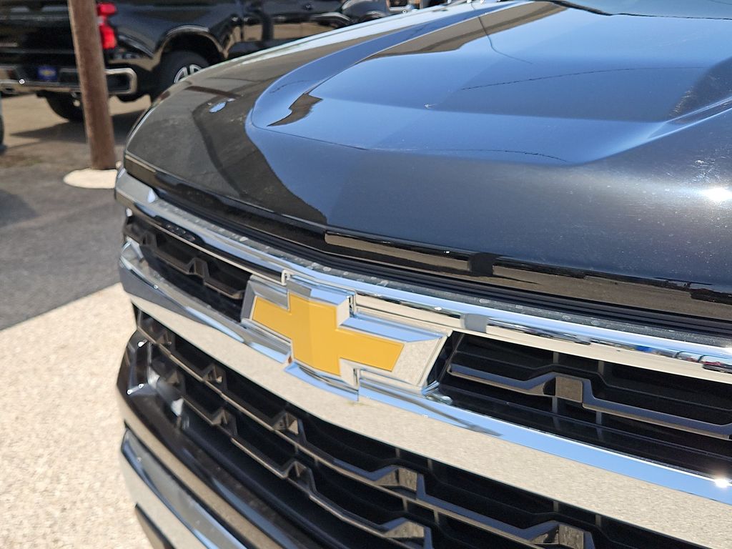 Thumbnail: 2026 Chevrolet Silverado 1500 - 22