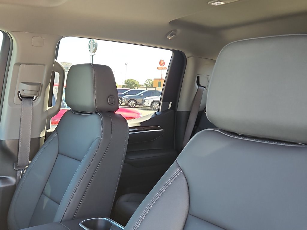 Thumbnail: 2026 Chevrolet Silverado 1500 - 10