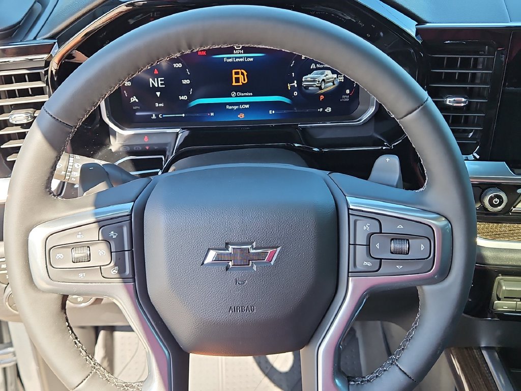 Thumbnail: 2026 Chevrolet Silverado 1500 - 9