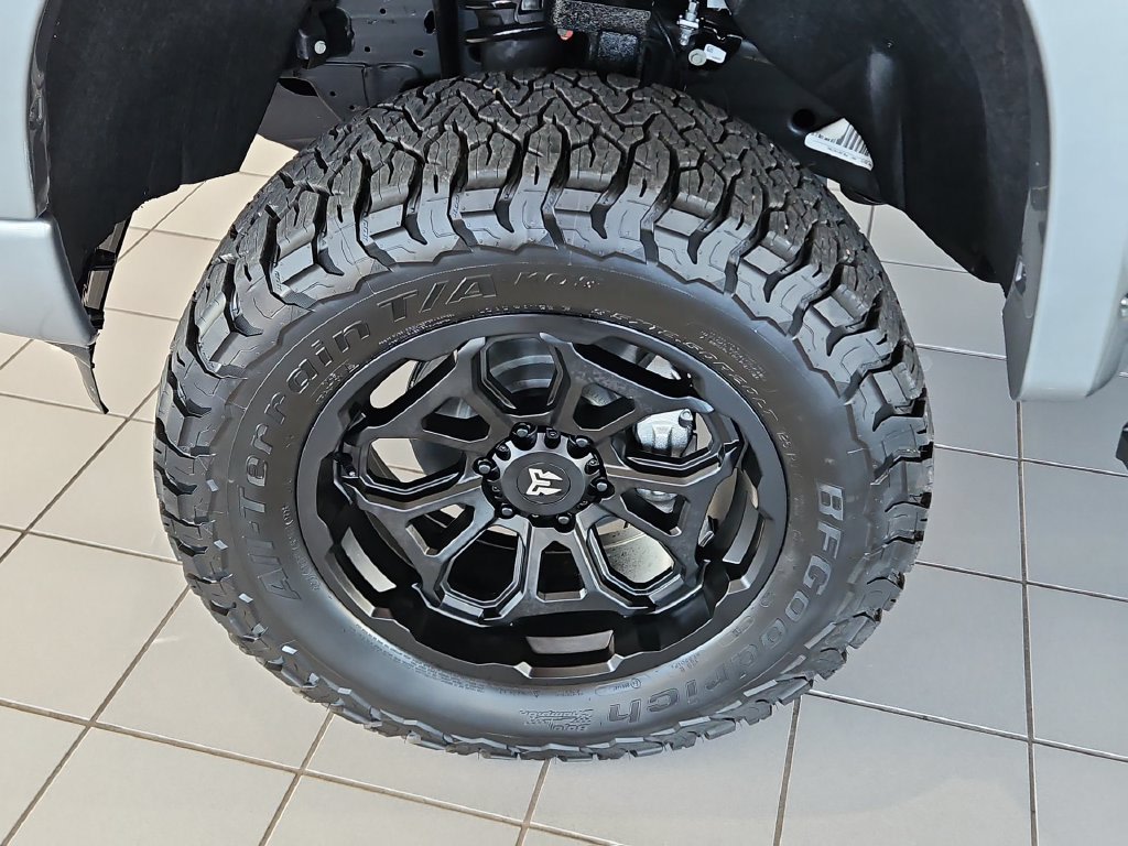 Thumbnail: 2026 Chevrolet Silverado 1500 - 2