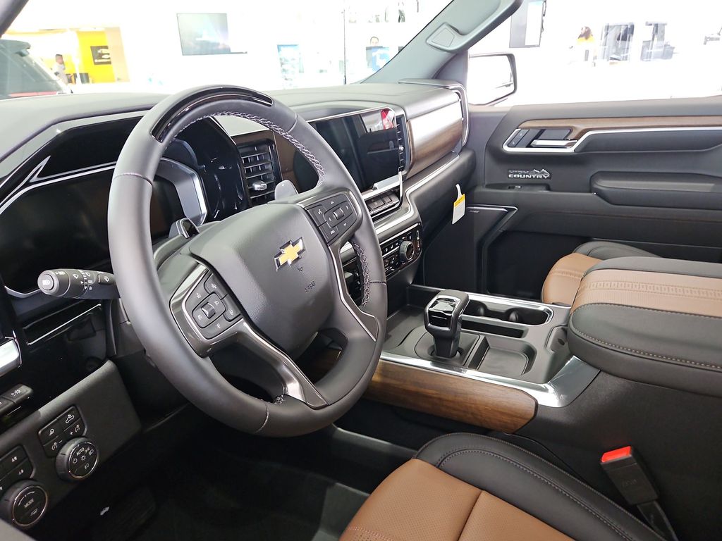 Thumbnail: 2026 Chevrolet Silverado 1500 - 2