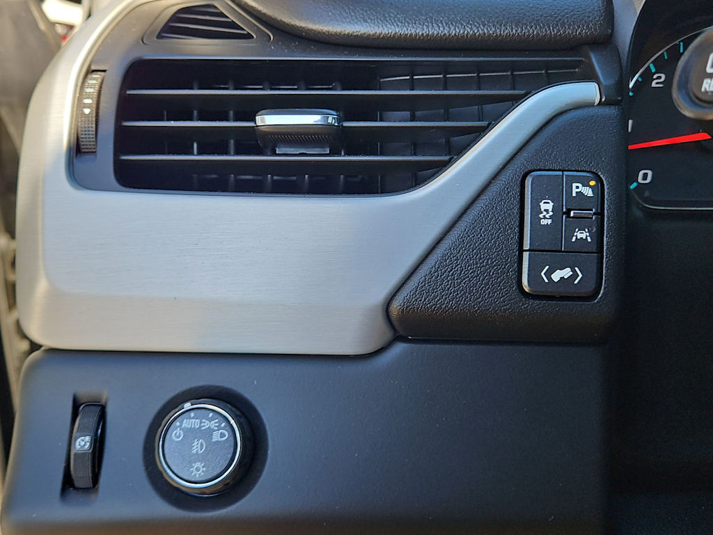 Thumbnail: 2020 GMC Yukon - 23