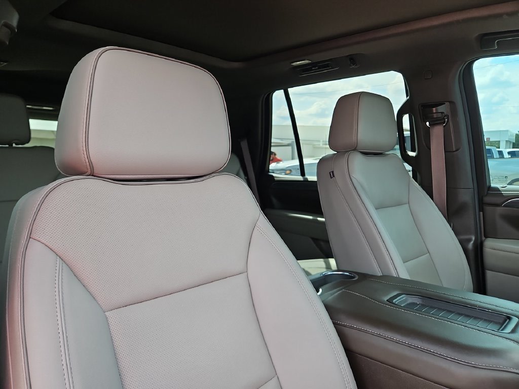 Thumbnail: 2023 GMC Yukon - 12