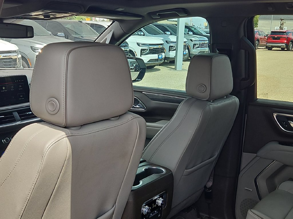 Thumbnail: 2023 GMC Yukon - 13