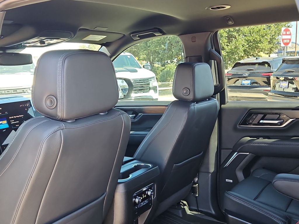 Thumbnail: 2026 GMC Yukon - 11