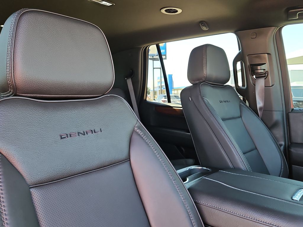Thumbnail: 2026 GMC Yukon - 10