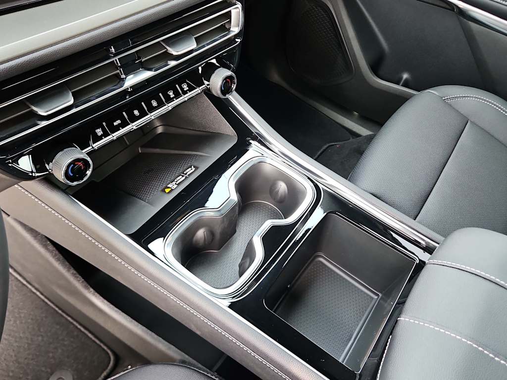 Thumbnail: 2026 Chevrolet Traverse - 14