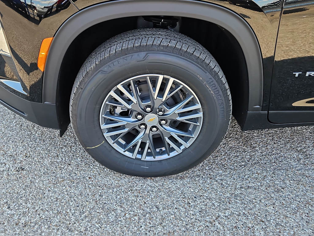 Thumbnail: 2026 Chevrolet Traverse - 8