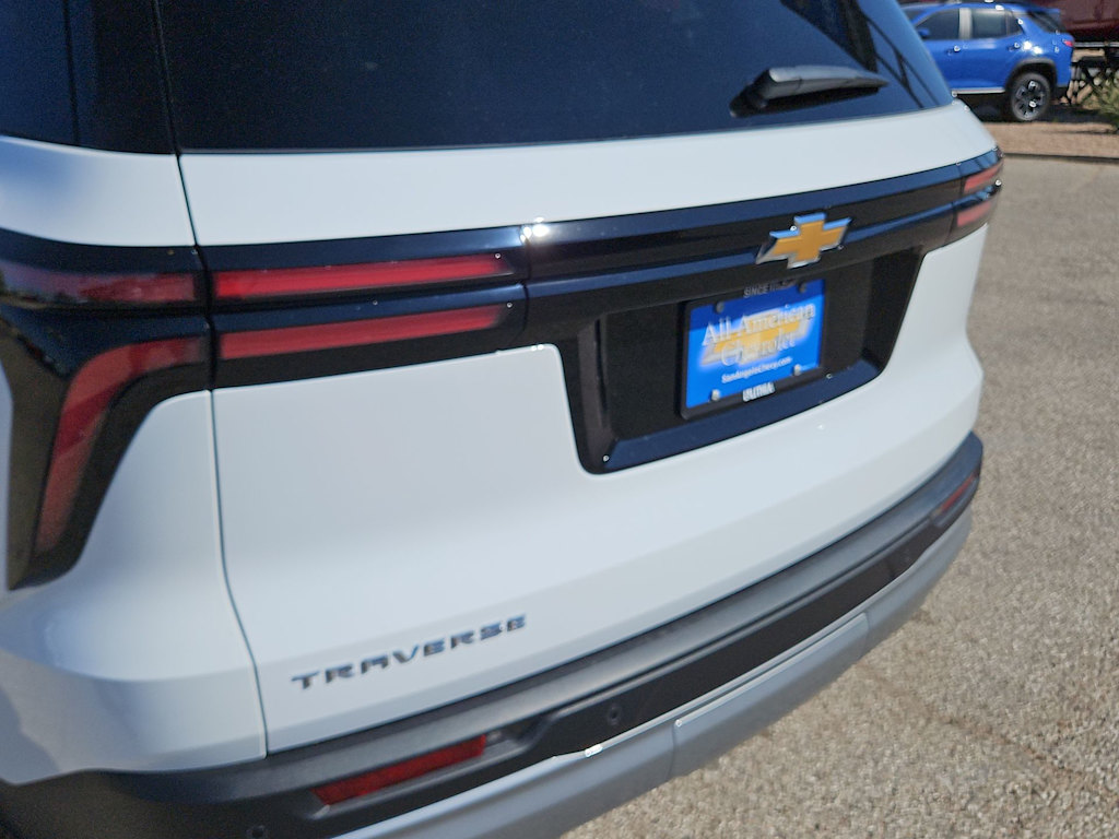 Thumbnail: 2026 Chevrolet Traverse - 24