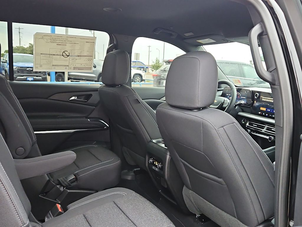 Thumbnail: 2026 Chevrolet Traverse - 24