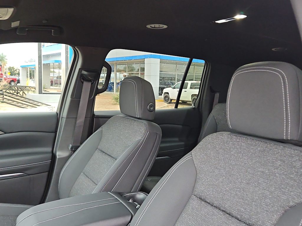 Thumbnail: 2026 Chevrolet Traverse - 11