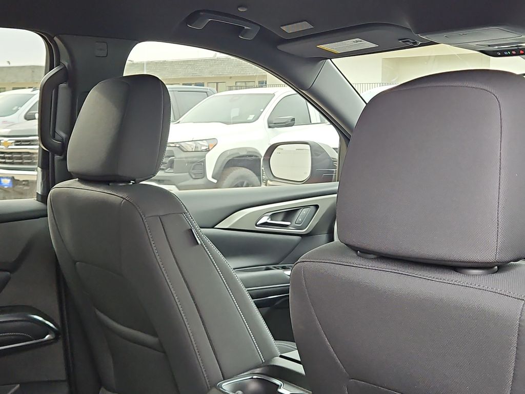 Thumbnail: 2026 Chevrolet Traverse - 19