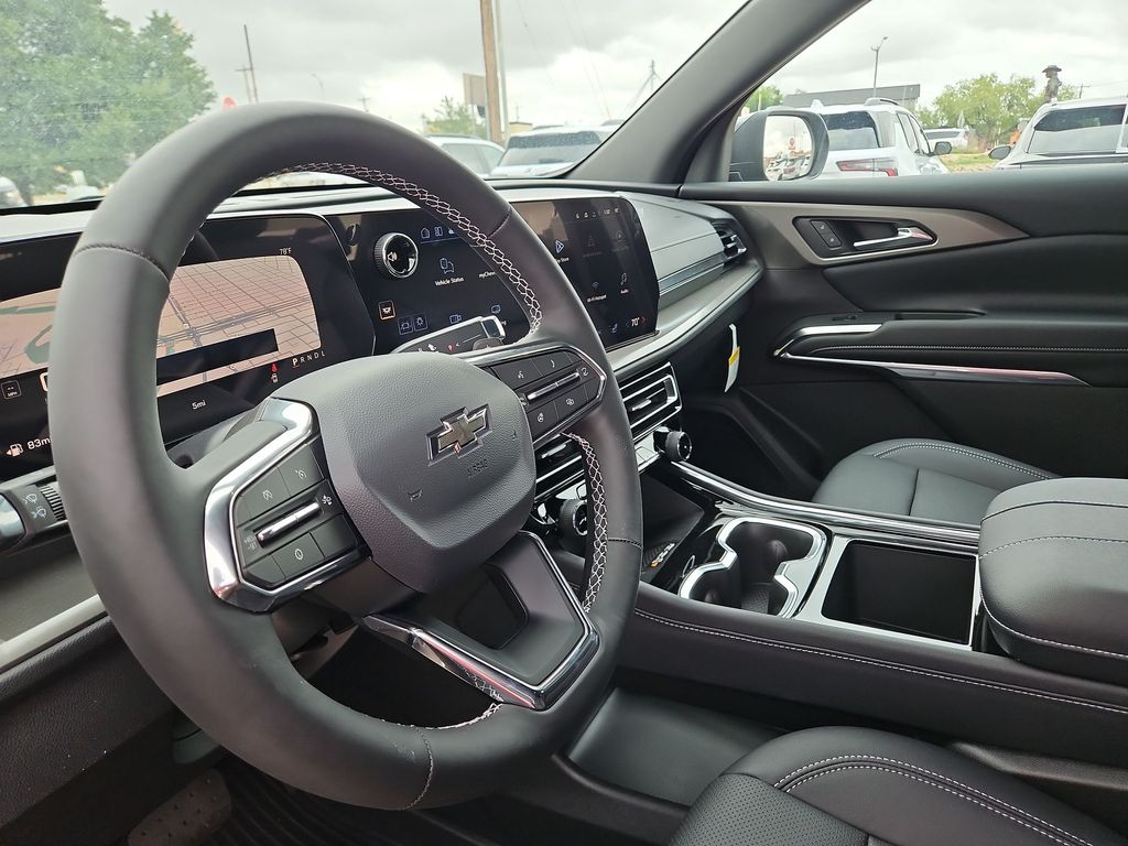 Thumbnail: 2026 Chevrolet Traverse - 2