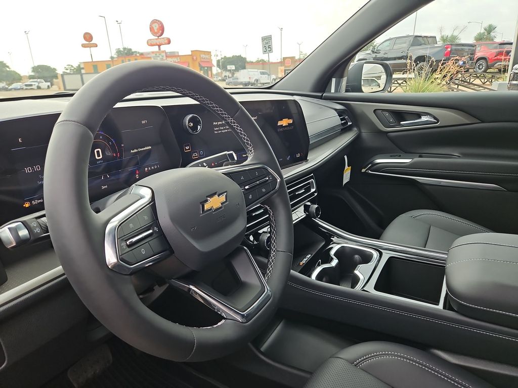 Thumbnail: 2027 Chevrolet Traverse - 2