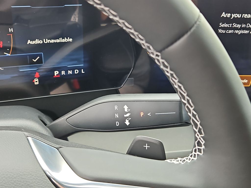 Thumbnail: 2027 Chevrolet Traverse - 14