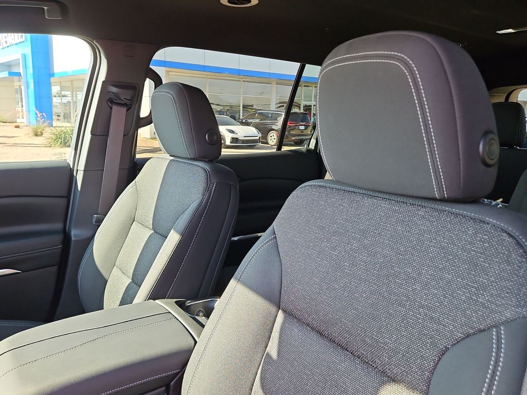 Thumbnail: 2026 Chevrolet Traverse - 10