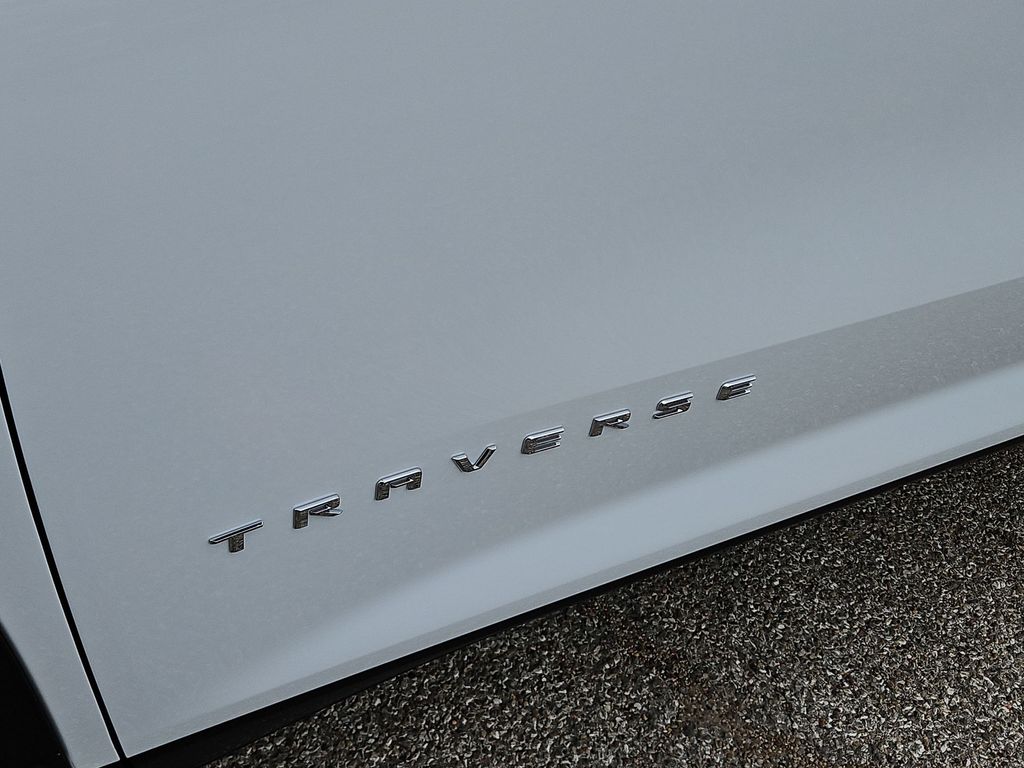 Thumbnail: 2026 Chevrolet Traverse - 7